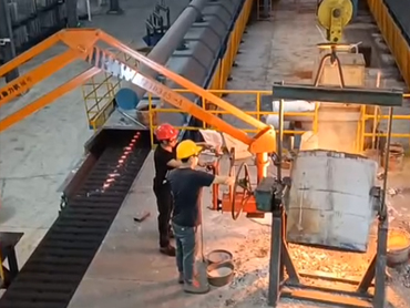 Brug af industriel mekanisk arm