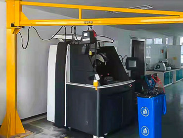 Kolonne type elektrisk roterende jib kran