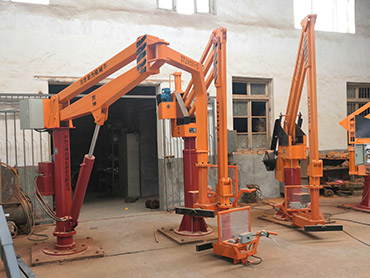 Anvendelsen af automatisk hælde manipulator i virksomheder