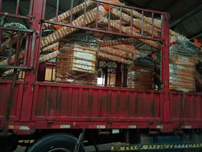 4 sæt af Industrielle manipulatorer til Foundry er klar til levering til Rusland.