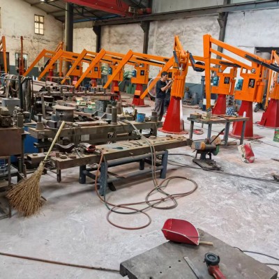 Hvilke produkter kan en støberi manipulator bruges til i støbning?